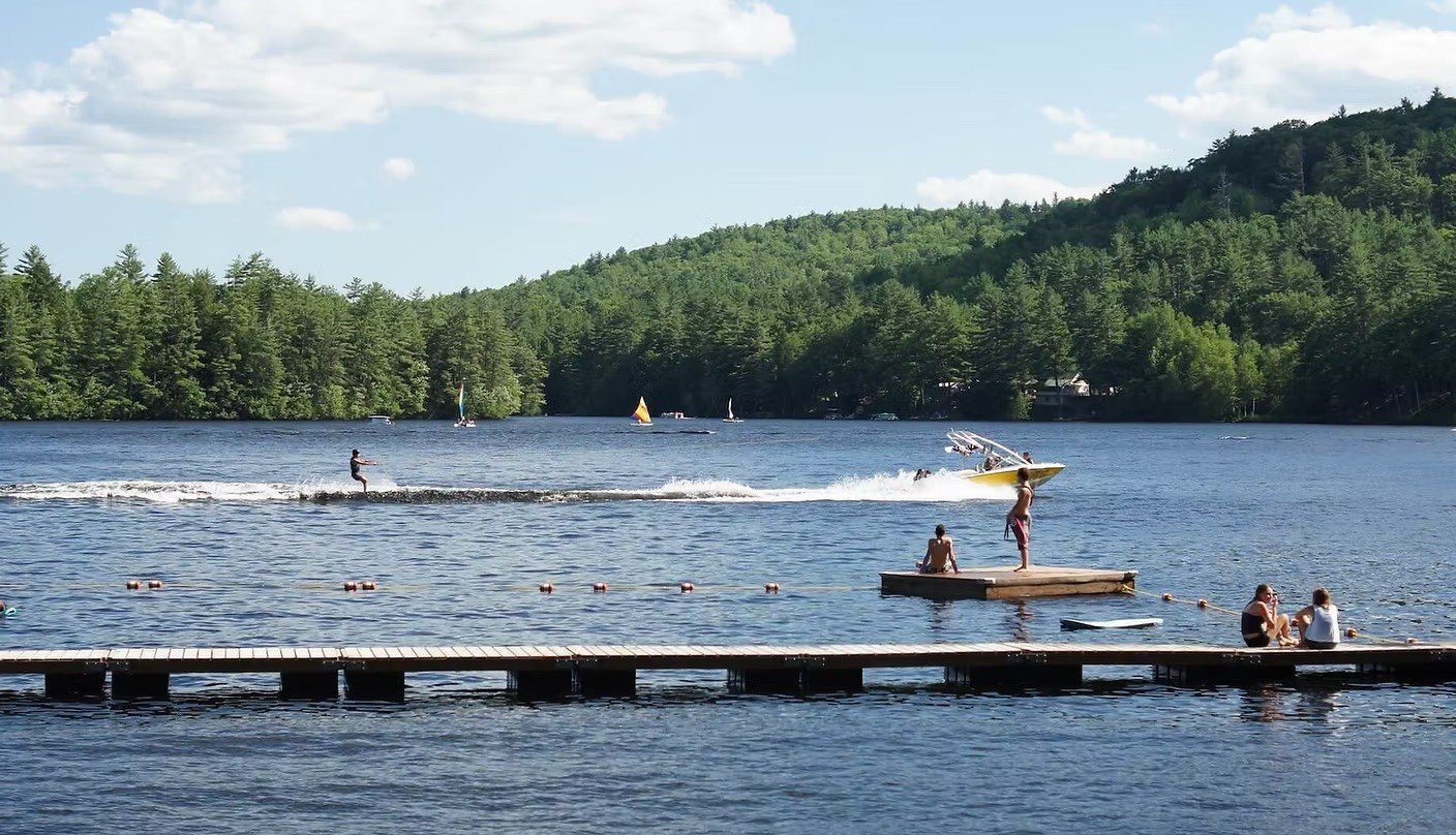 5c54ef_e105c1bf44e14211b795683604766110~mv2-1